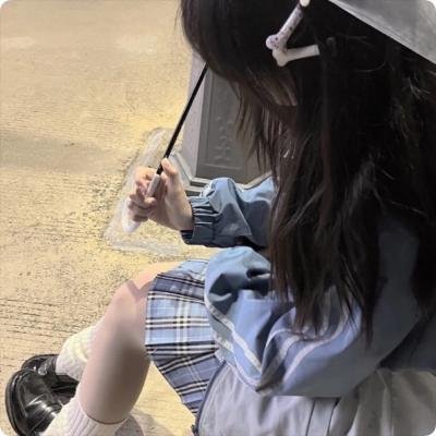 夜晚某处